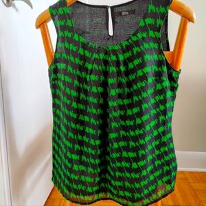 Classic Sleeveless Work Blouse – UK 10 / US 8 / EU 38 | Versatile Layering Top